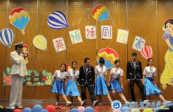 13.06英语话剧大赛1_副本.jpg 13.06英语话剧大赛1_副本.jpg