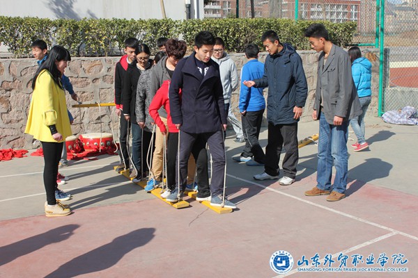 文明与健康阳光素质拓展活动2.JPG 文明与健康阳光素质拓展活动2.JPG