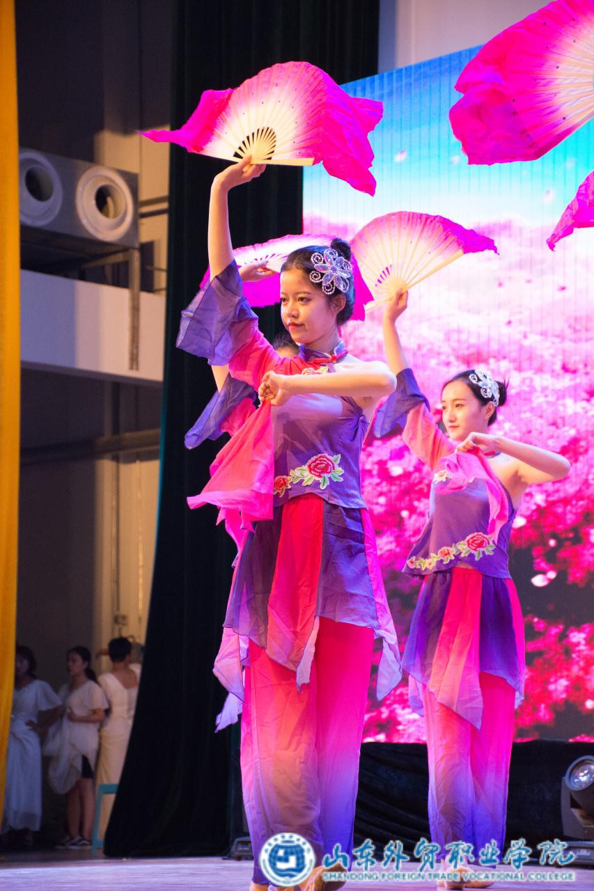 ME0_2407.jpg ME0_2407.jpg